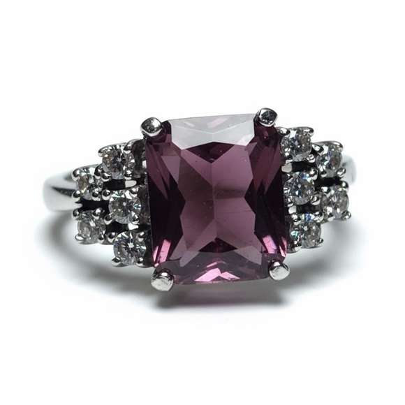 Ring Bomb Party Ring, NWOT, size 7 - Picture 1 of 6